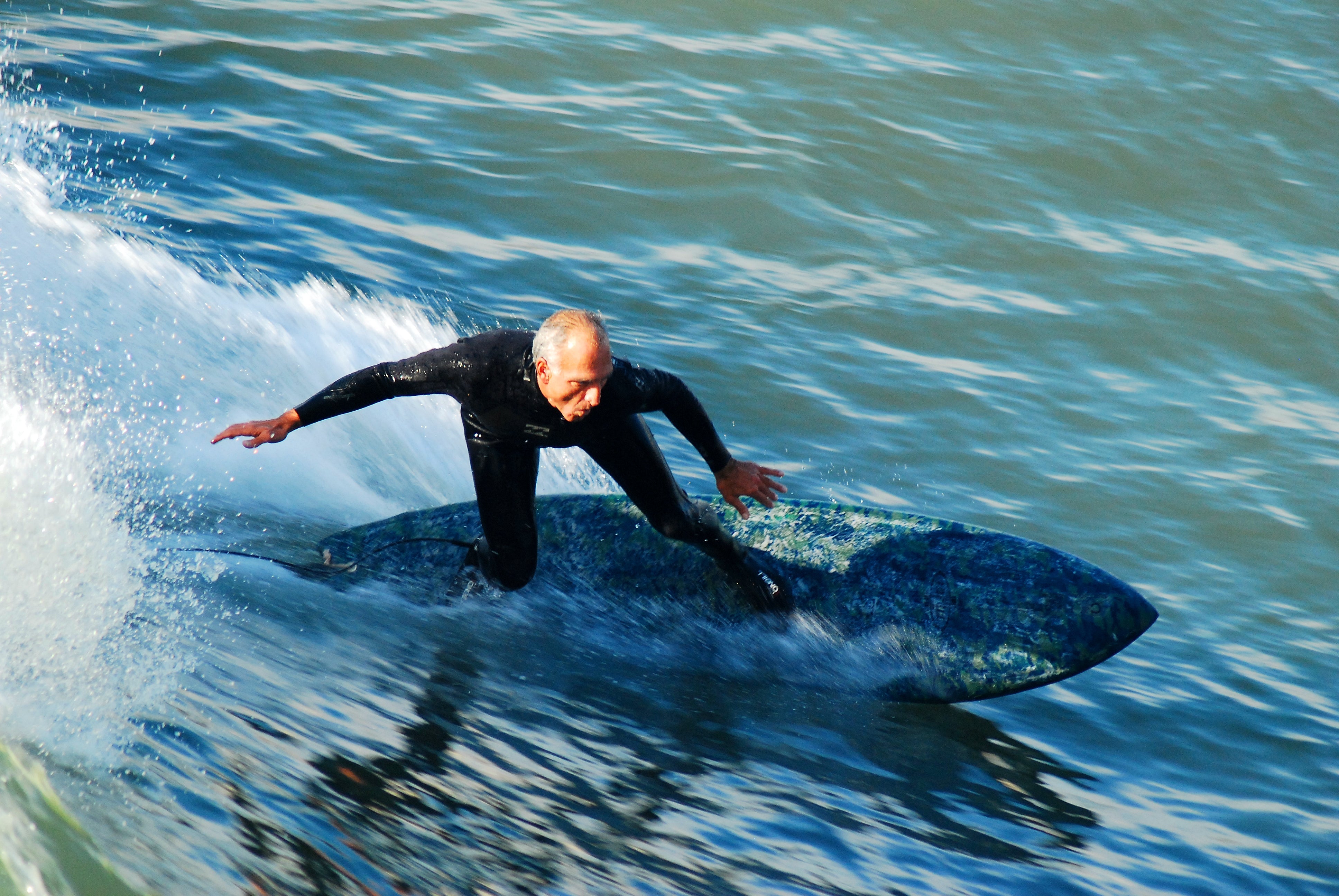 Christmas Gear for Surfing Grandpa - Lounge Wagon