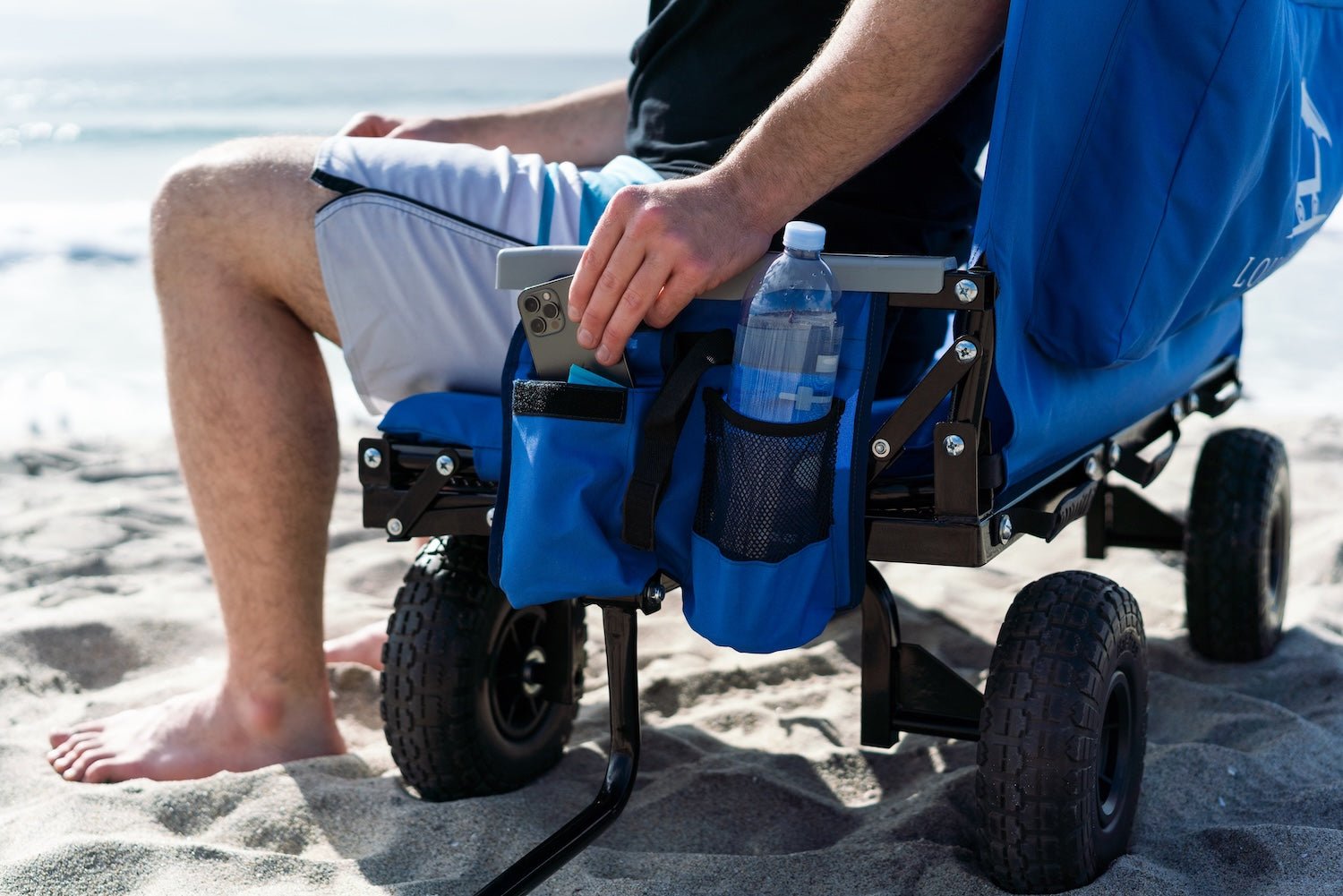 Cup Holder with Cell Phone Holder: Ultimate Wagon Guide - Lounge Wagon