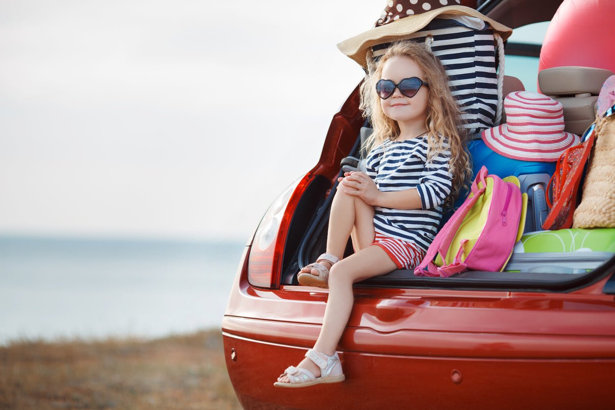 Essential Packing Tips for a Family Beach Wagon on Game Days - Lounge Wagon