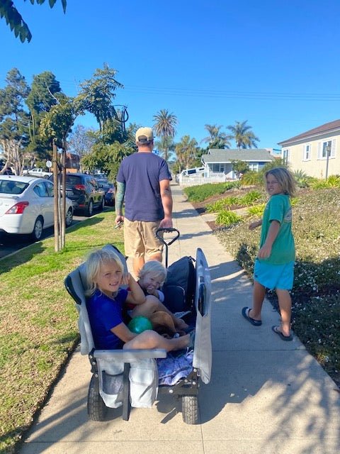 Flatbed Carts Folding A Guide to Hauling Less and Enjoying More - Lounge Wagon