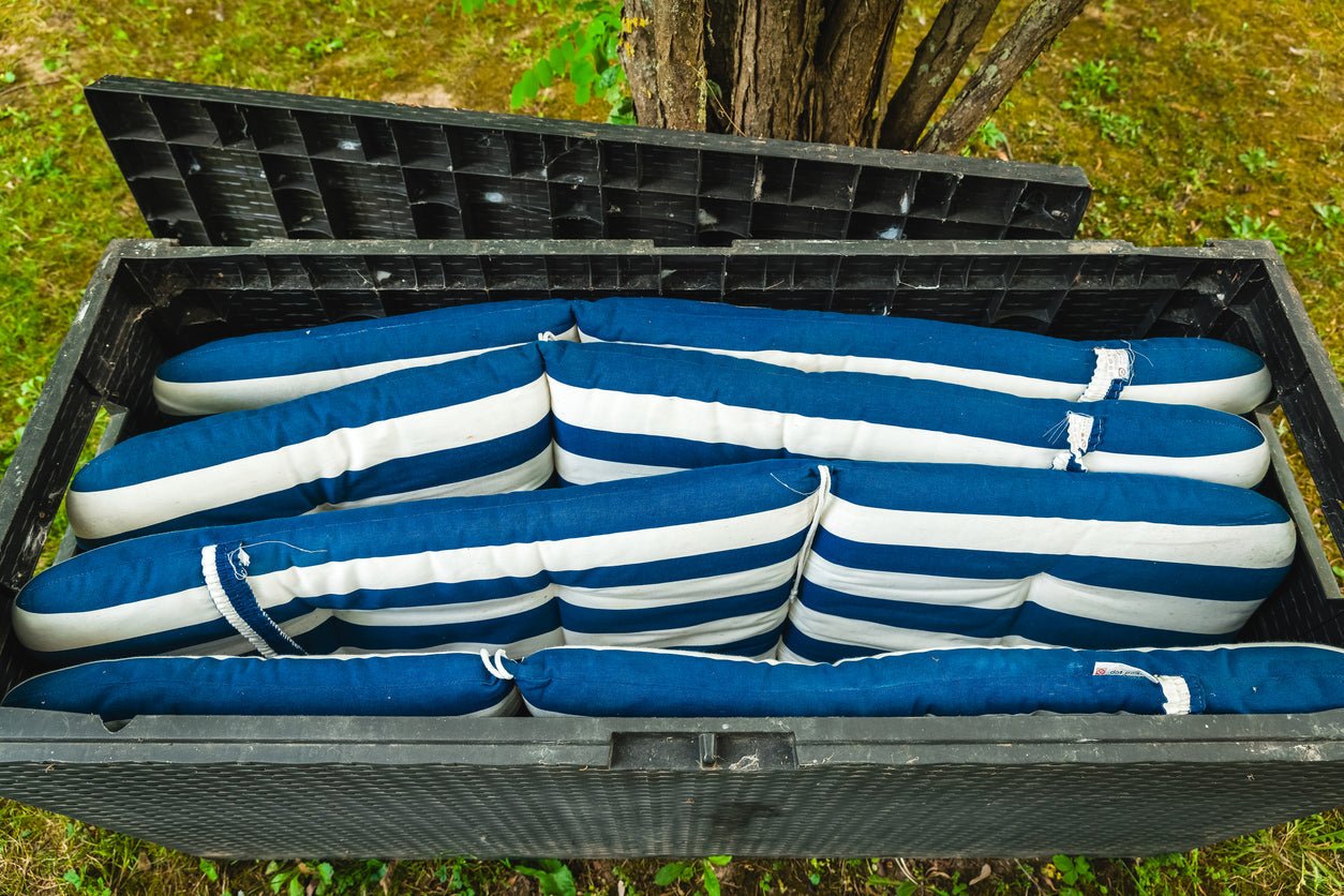 Outdoor Bench with Storage: The Proven 2026 Buyer's Guide - Lounge Wagon