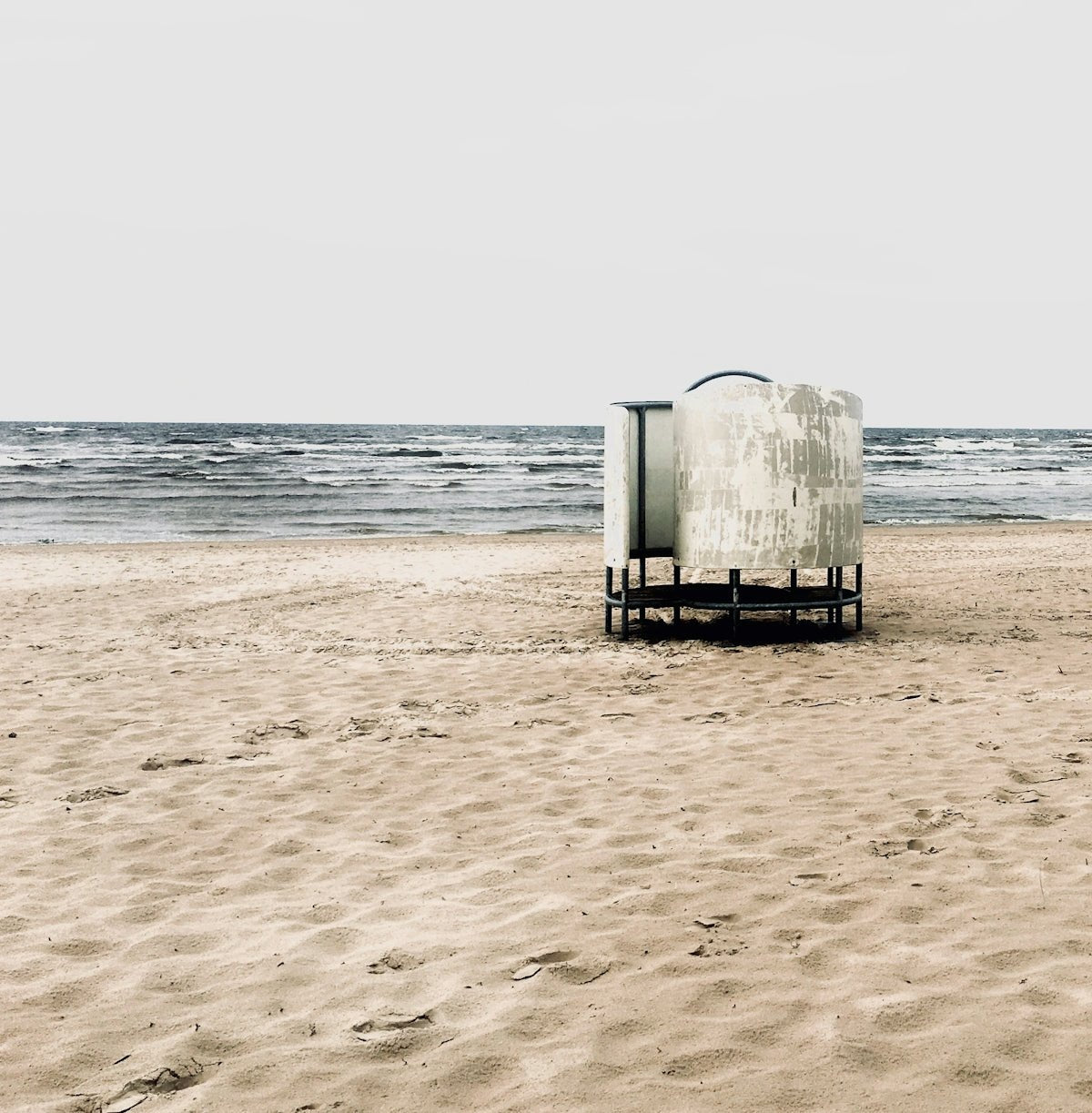 Parenting Hacks: Packing Your Family Beach Wagon Like a Pro - Lounge Wagon