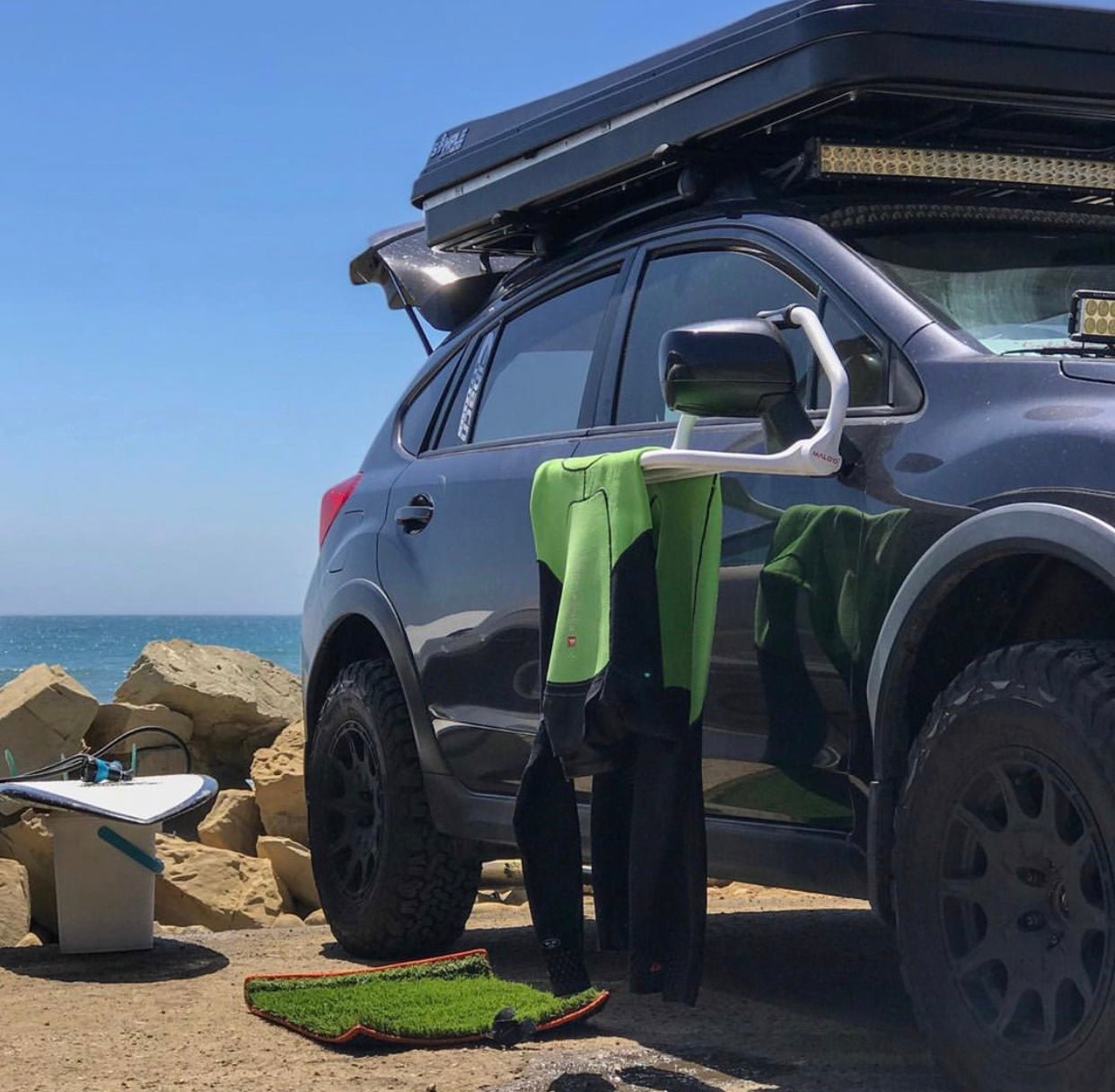 The Malo'o Dry Rack - Lounge Wagon