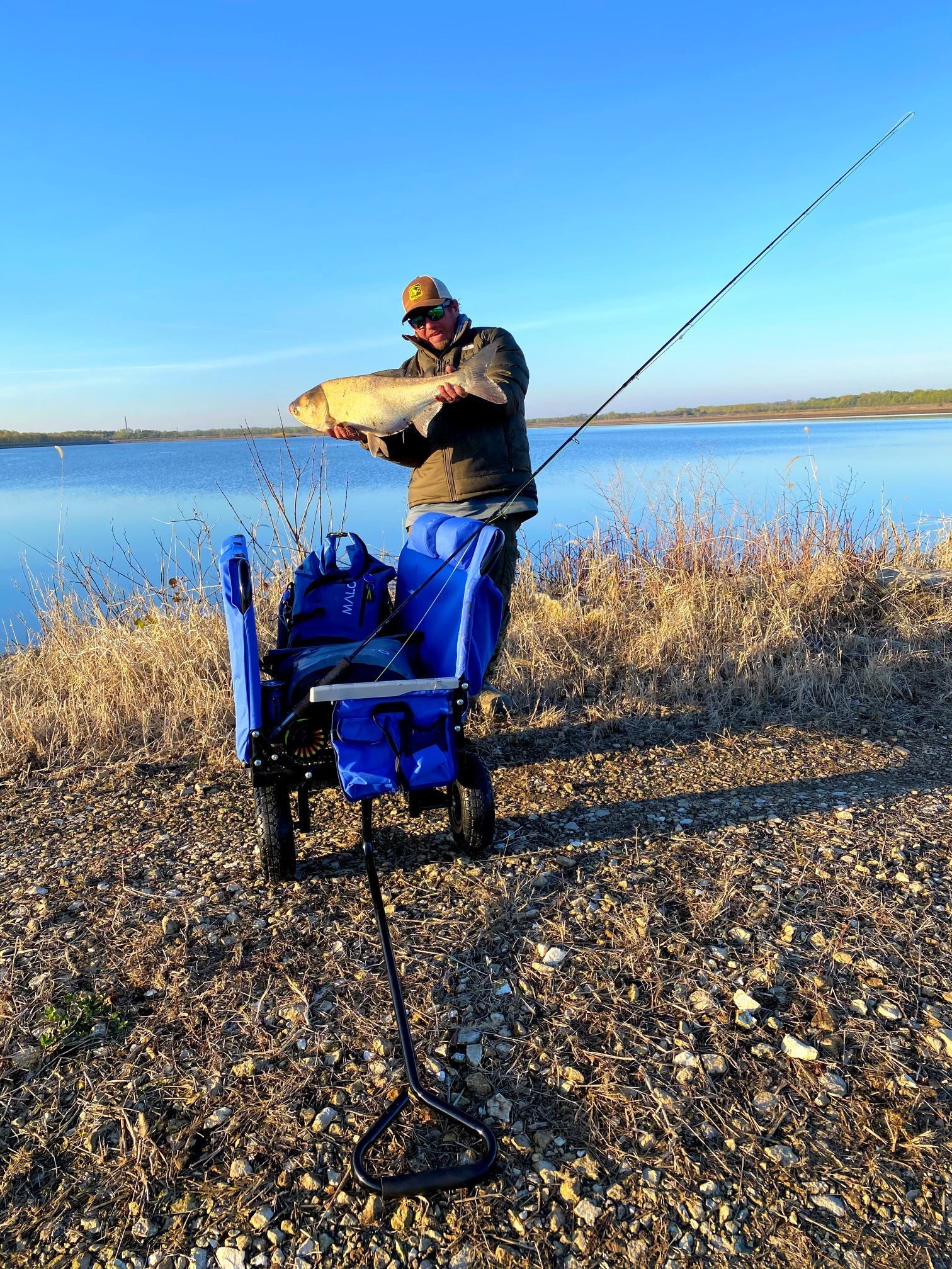 Your Guide to Choosing the Best Fishing Wagon Cart - Lounge Wagon