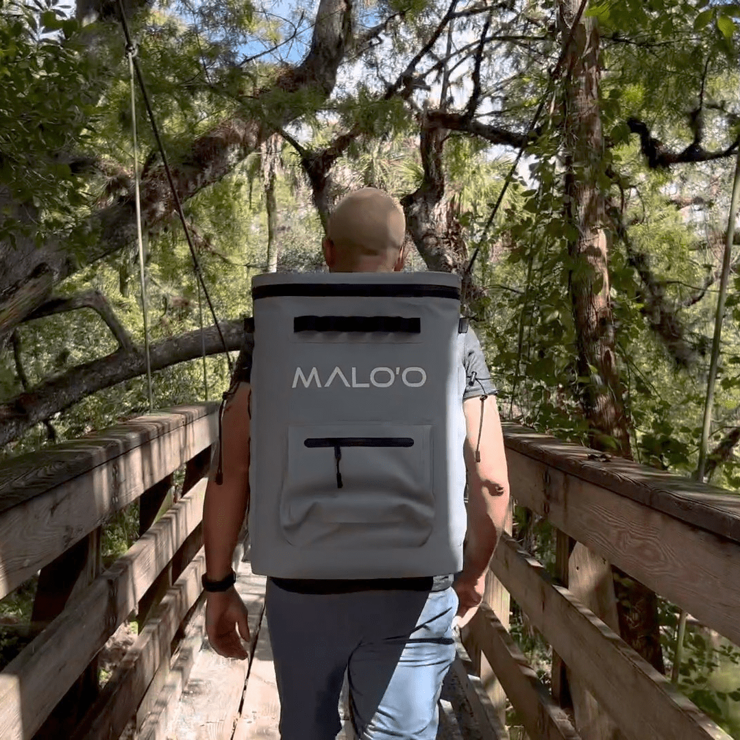 Malo&#39;o Racks Malo&#39;o DryPack Adventure  Backpack Cooler